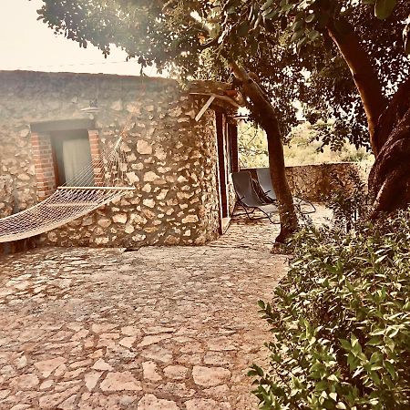 הוילה אגריג'נטו Agriturismo Roba Degli Ulivi מראה חיצוני תמונה